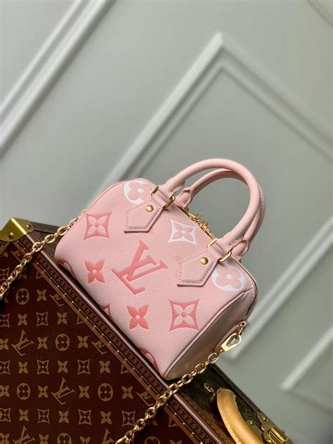 louis vuitton pillen roze